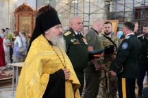 Молебен для хабаровских казаков в Спасо-Преображенском соборе 31 августа Молебен для хабаровских казаков в Спасо-Преображенском соборе 31 августа