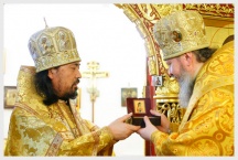 Богослужение в храме св. равноапостольного Николая Японского в Москве (24 февраля 2008 года)